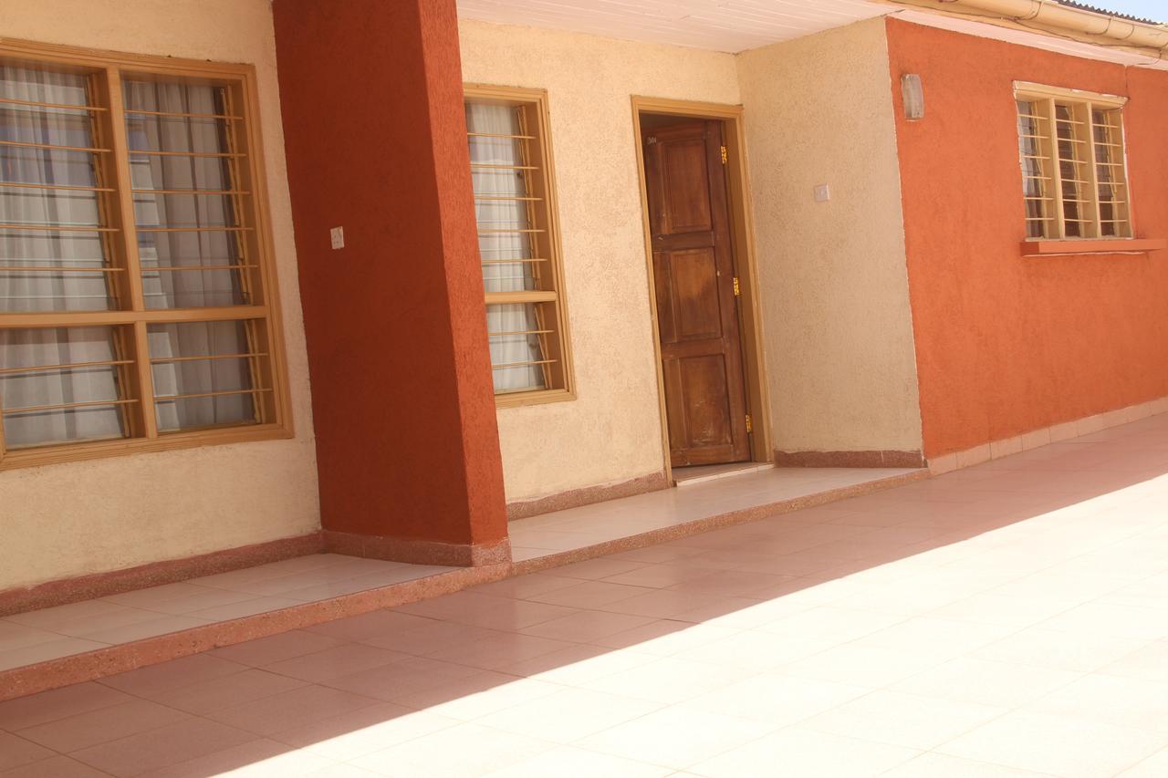 Bomen Hotel Isiolo Exterior foto